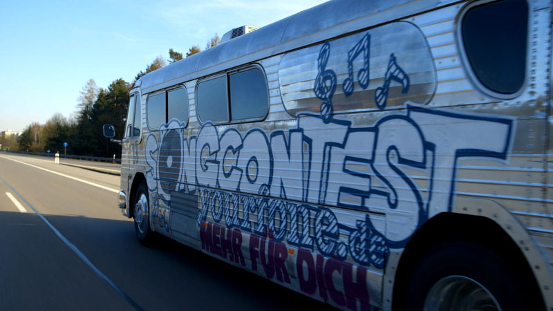 Der yourfone Songcontest Bus on Tour