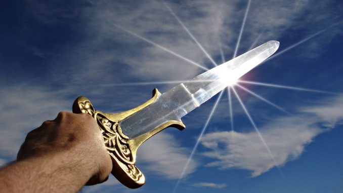 Zu erleben sind Schauschwertkämpfe auf dem alten Rittergut Zernikow. CC0 via pixabay.com