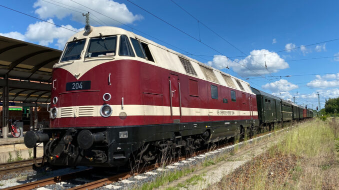 Streckendiesellok V 180 Foto Thomas Fischer (c) BEF