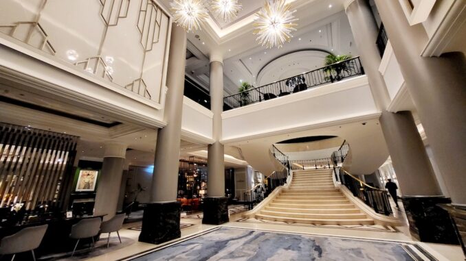 The Ritz-Carlton Berlin Lobby pegü