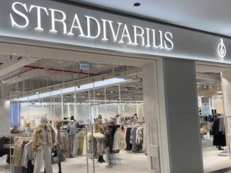 DAs spanische Modelabel "Stradivarius" hat sein erstes Berliner Geschäft im ALEXA am Alexanderplatz eröffnet. Bild: Sonae Sierra