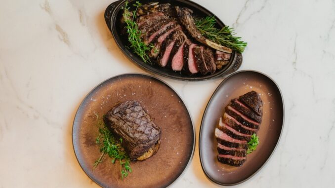 Midtown Grill Steak (c) Dennis Scholz