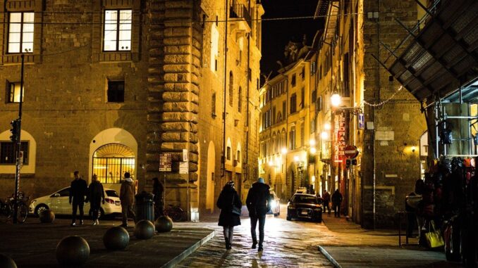 Florenz bei Nacht