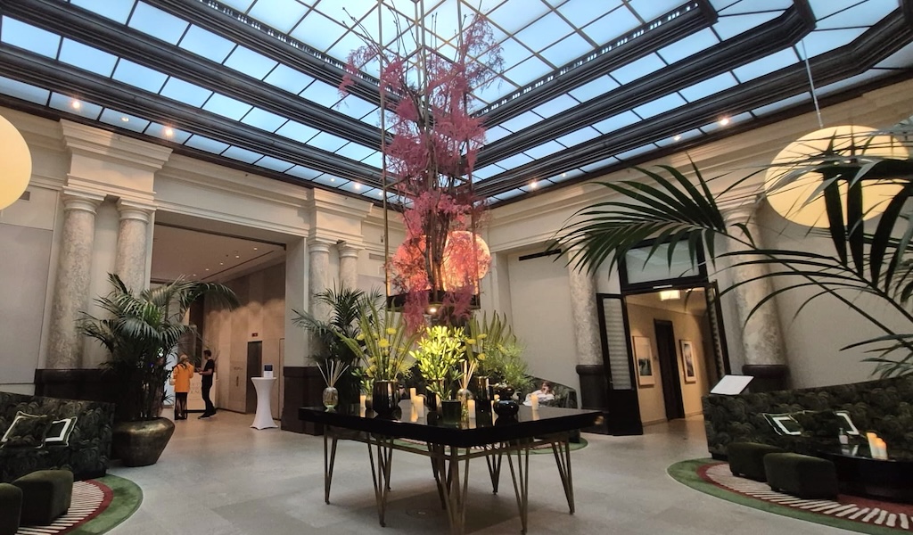 Barbara Becker präsentierte ihre Produkte bereits im Rahmen der VIP Beauty & Fashion Lounge am 3. Juli 2026 im Hotel de Rome. 