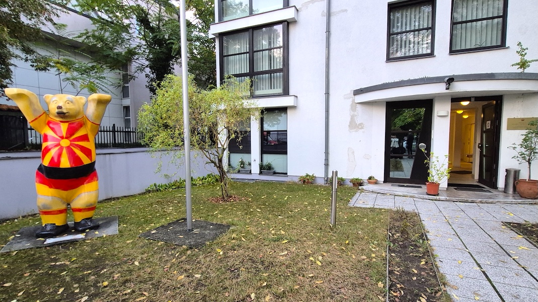 Nordmazedonische Botschaft in Berlin / Bild: ©pegü